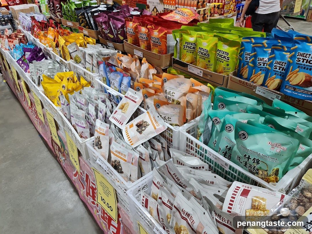 Grocery Store Aisle Display