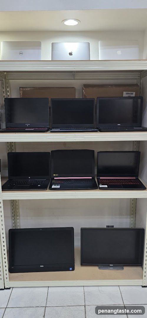 Laptop and Monitor Display Shelf