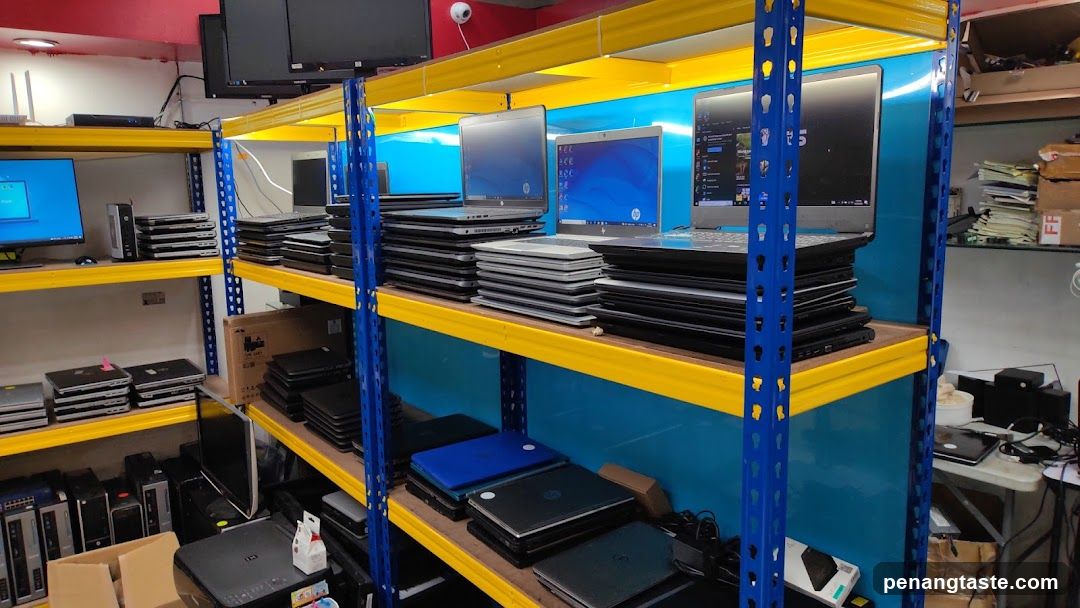 Laptop Storage Area