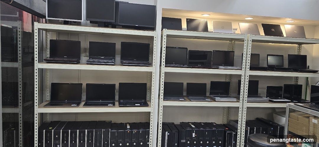 Laptop and Computer Tower Display