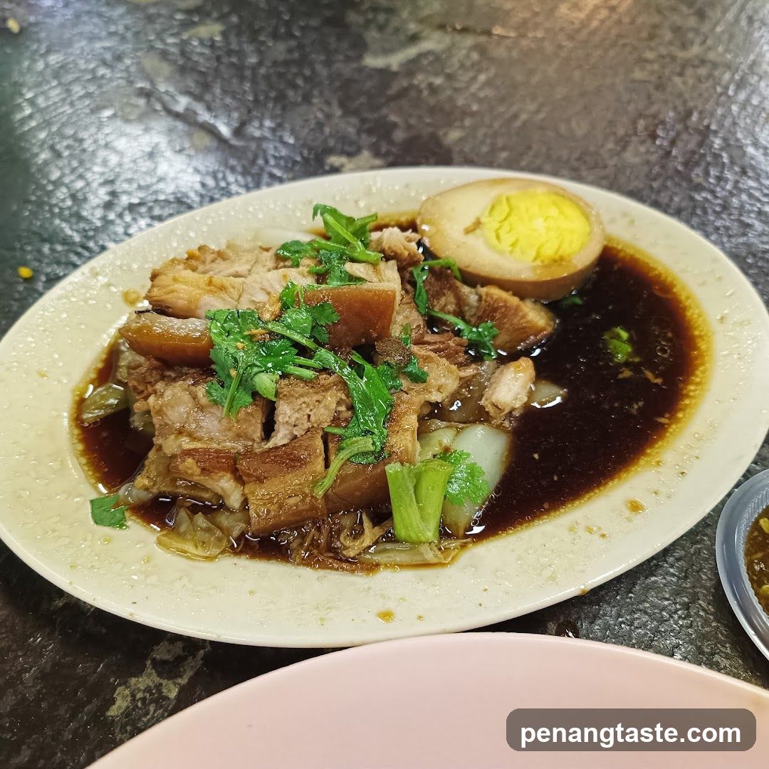Braised Pork with Egg and Greens