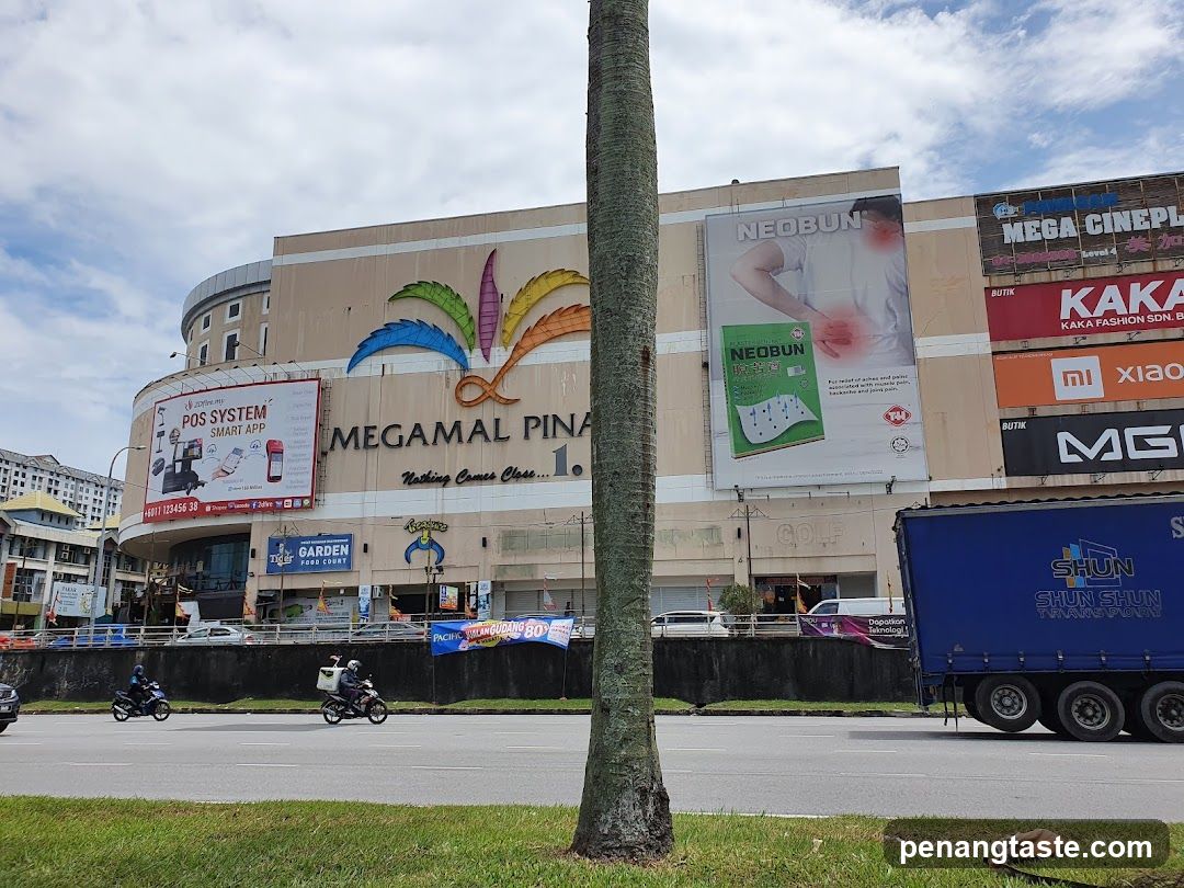 Megamall Pinang Street View