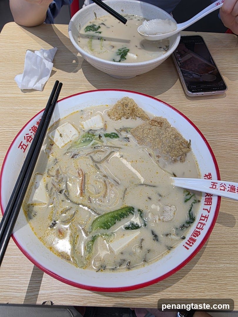 Lauk Mee Bowl