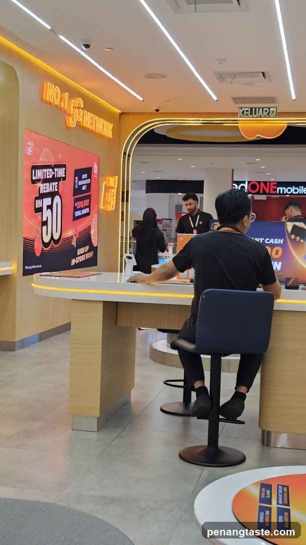 Mobile Store Interior