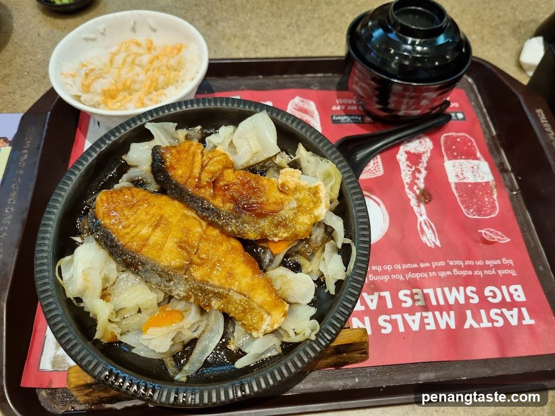 Grilled Fish Rice Bowl with Side Dish