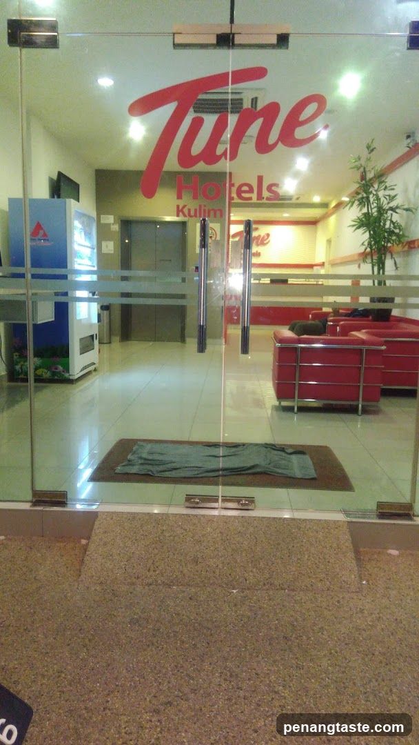 Tune Hotels Kulim Entrance