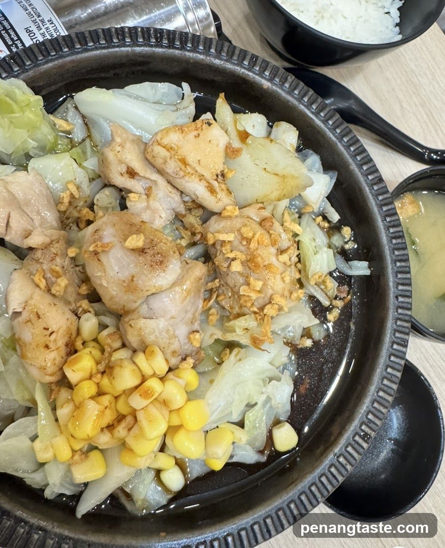 Stir-fried Chicken with Cabbage and Corn