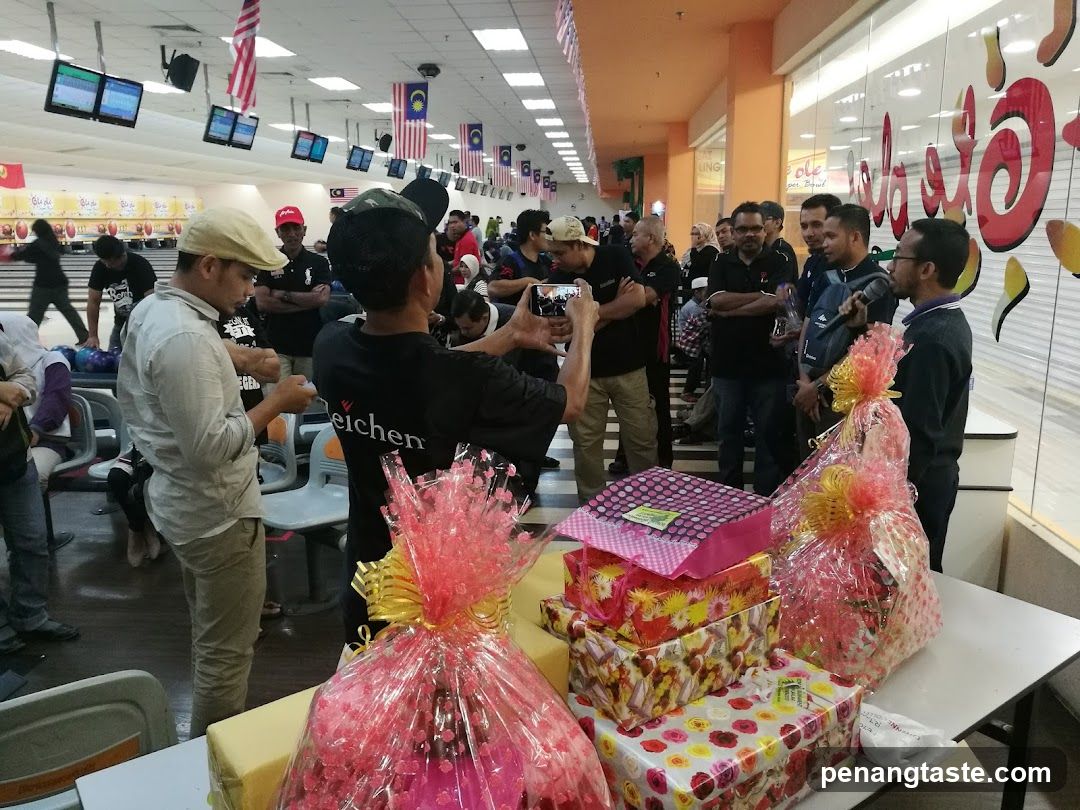 Indoor Event with Gifts and Staff