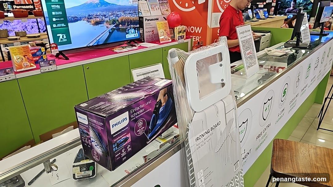 Electronics Store Interior Display