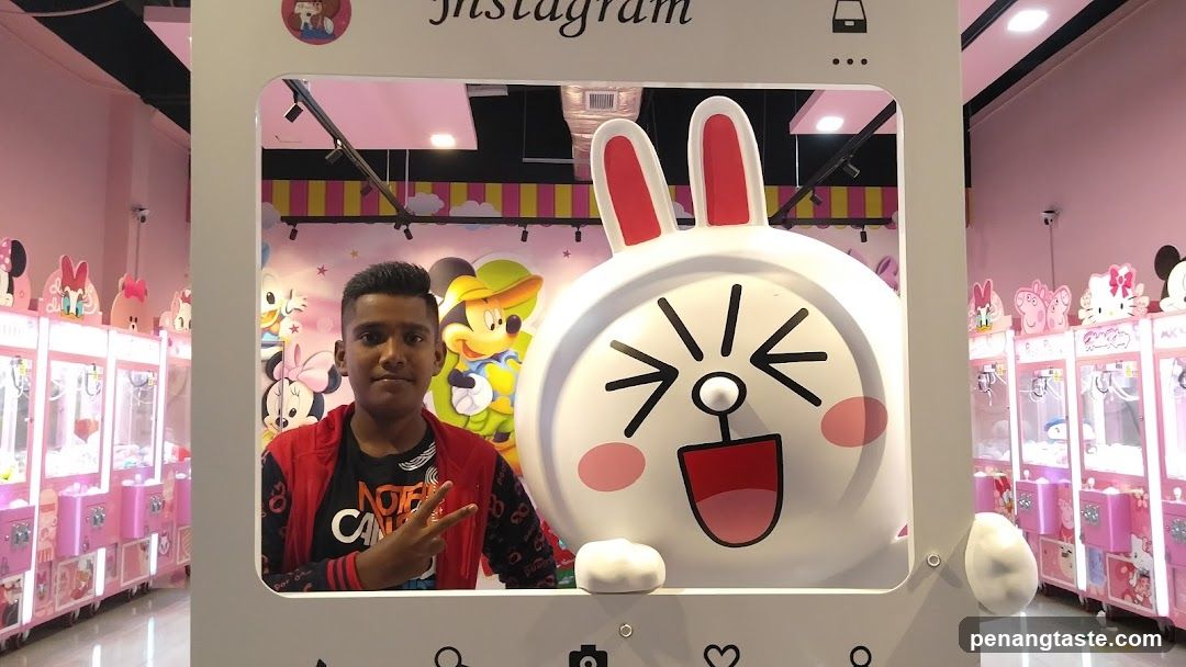 Character Photo Booth at Arcade Shop