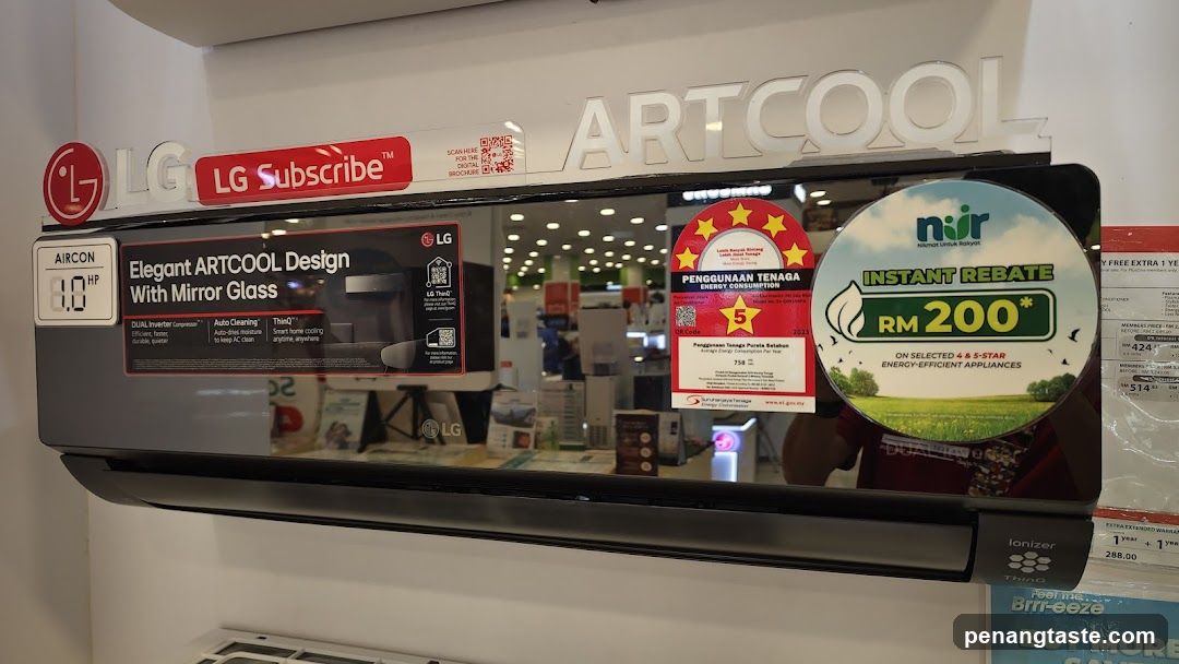 LG ARTCOOL Air Conditioner Display
