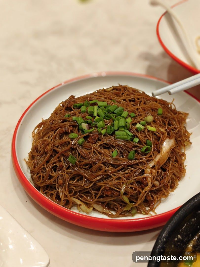 Stir-fried Noodles with Green Onions