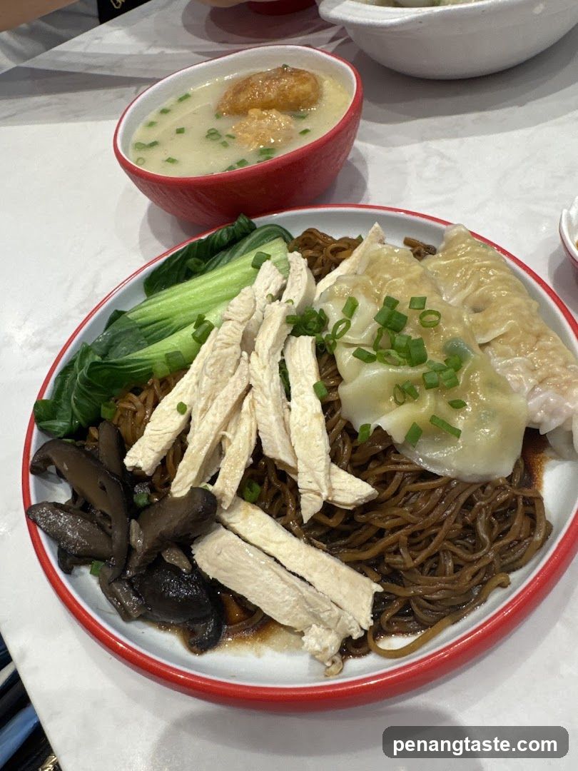 Noodle Dish with Tofu and Broccoli