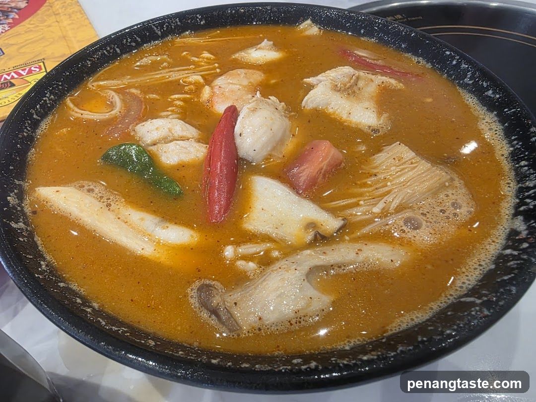 Spicy Soup with Seafood and Vegetables