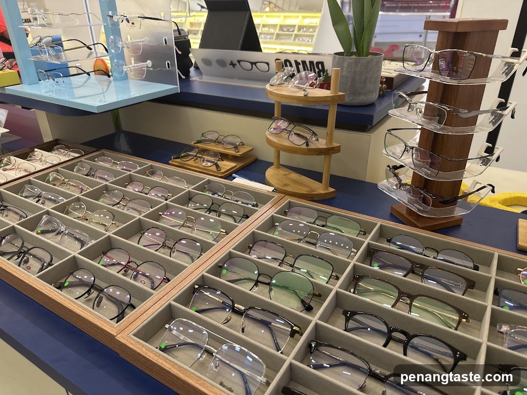 Eyeglass Display in Store