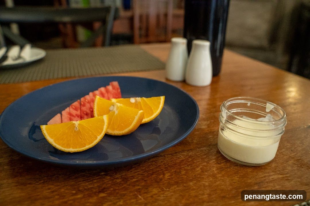 Fruit Platter with Side Dish