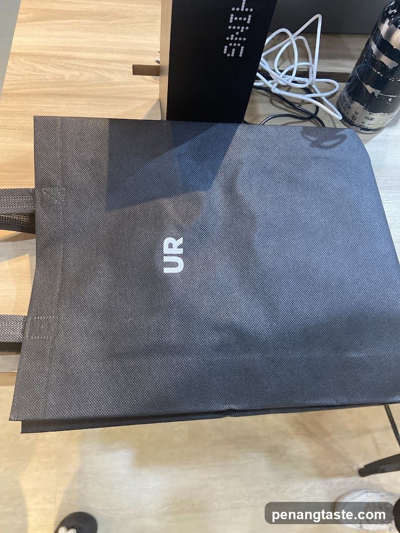 Shopping Bag with UR Logo