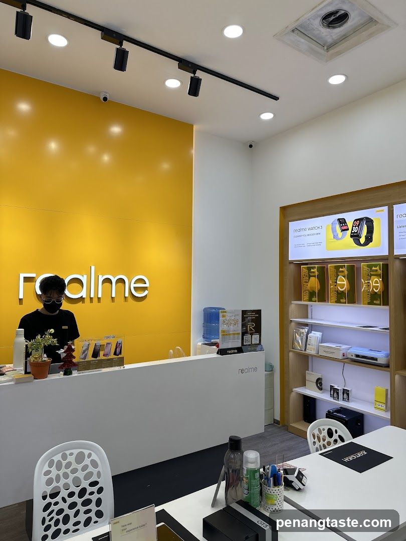 Realme Store Interior
