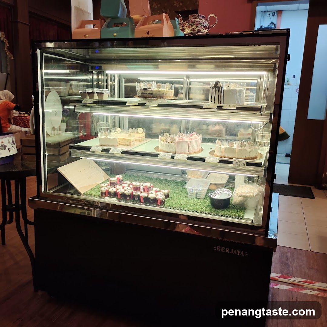 Cake Display Case