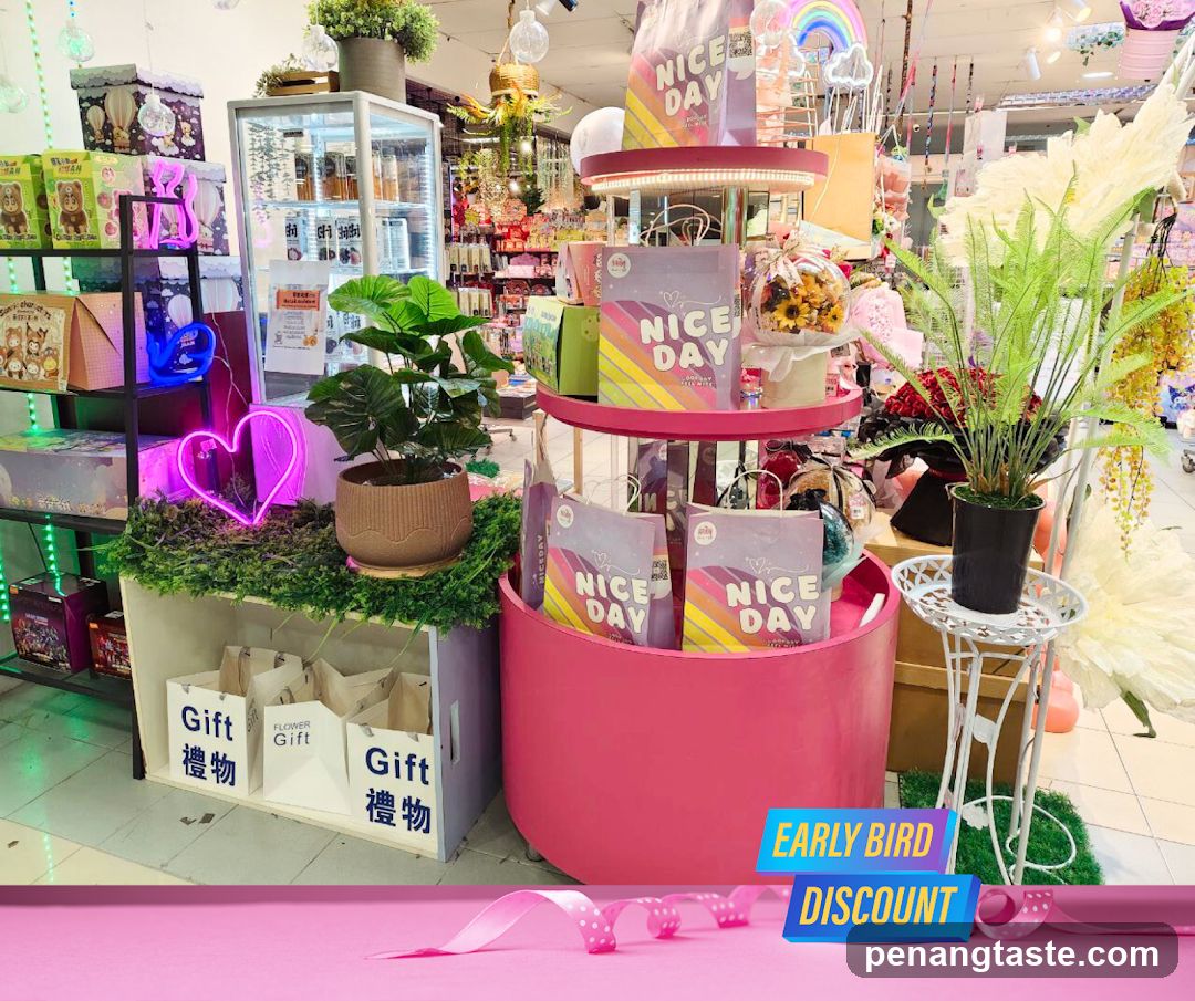 NICE DAY Gift Shop Interior Display