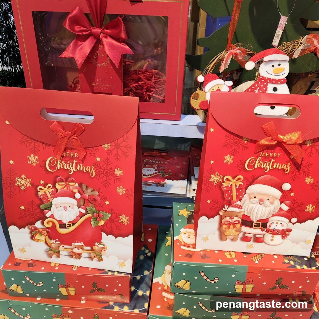 Christmas Gift Bags Display