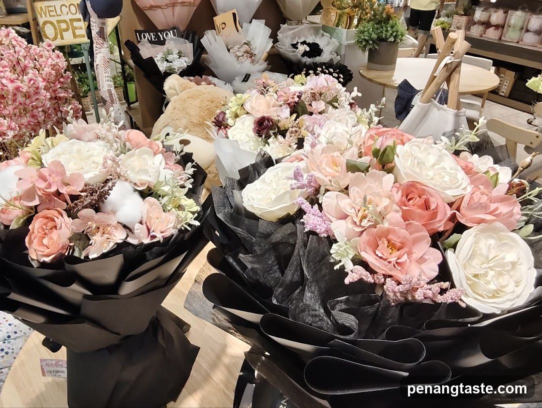 Flower Bouquet Display