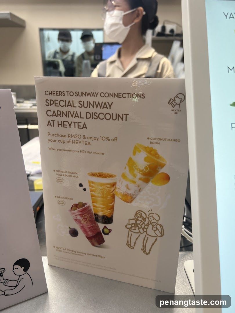Heytea Carnival Discount Signage