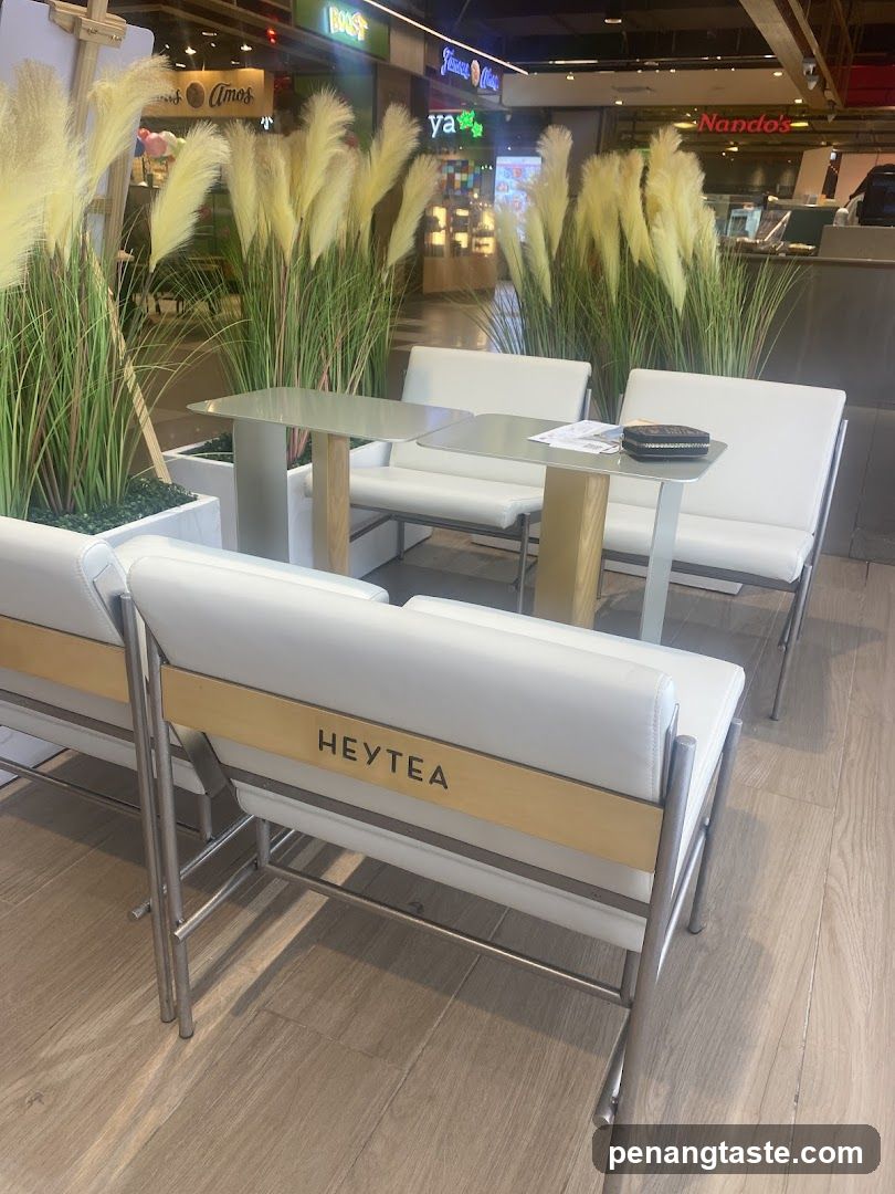 Heytea seating area in mall