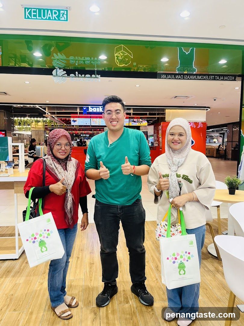 Group with shopping bags in mall