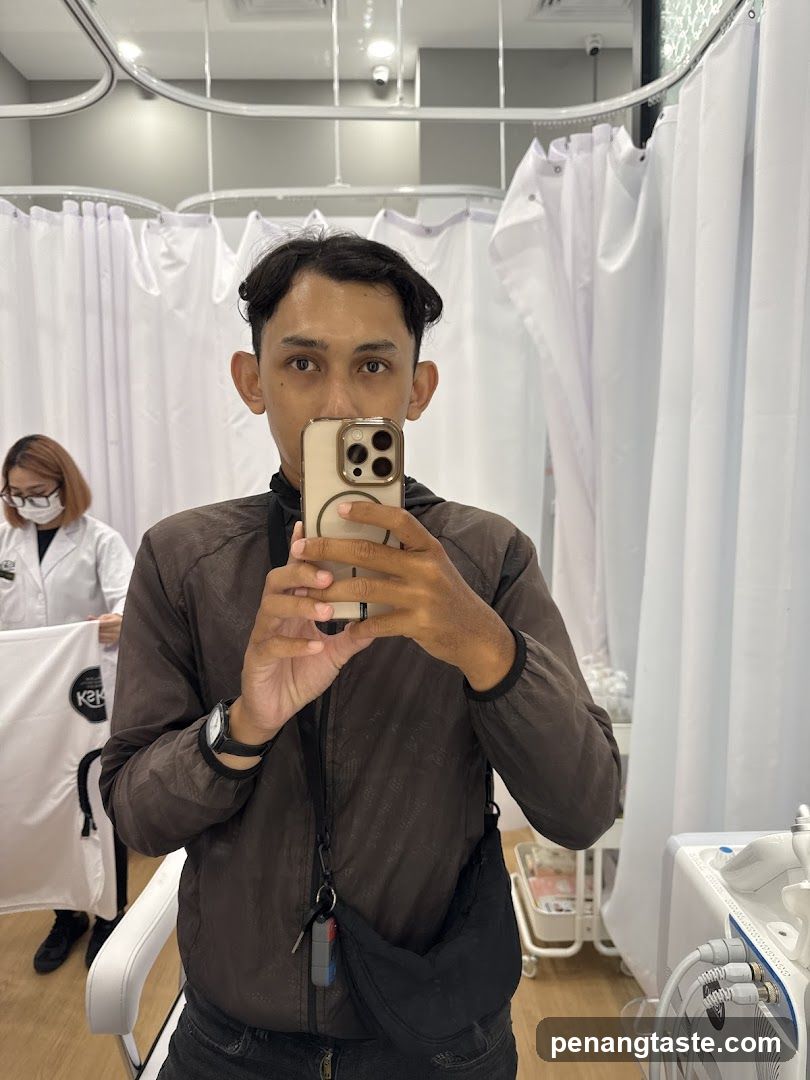 Mirror selfie in clinic or spa