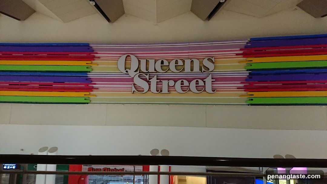 Queens Street Signage