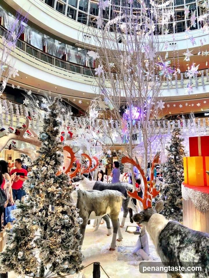 Christmas Mall Interior