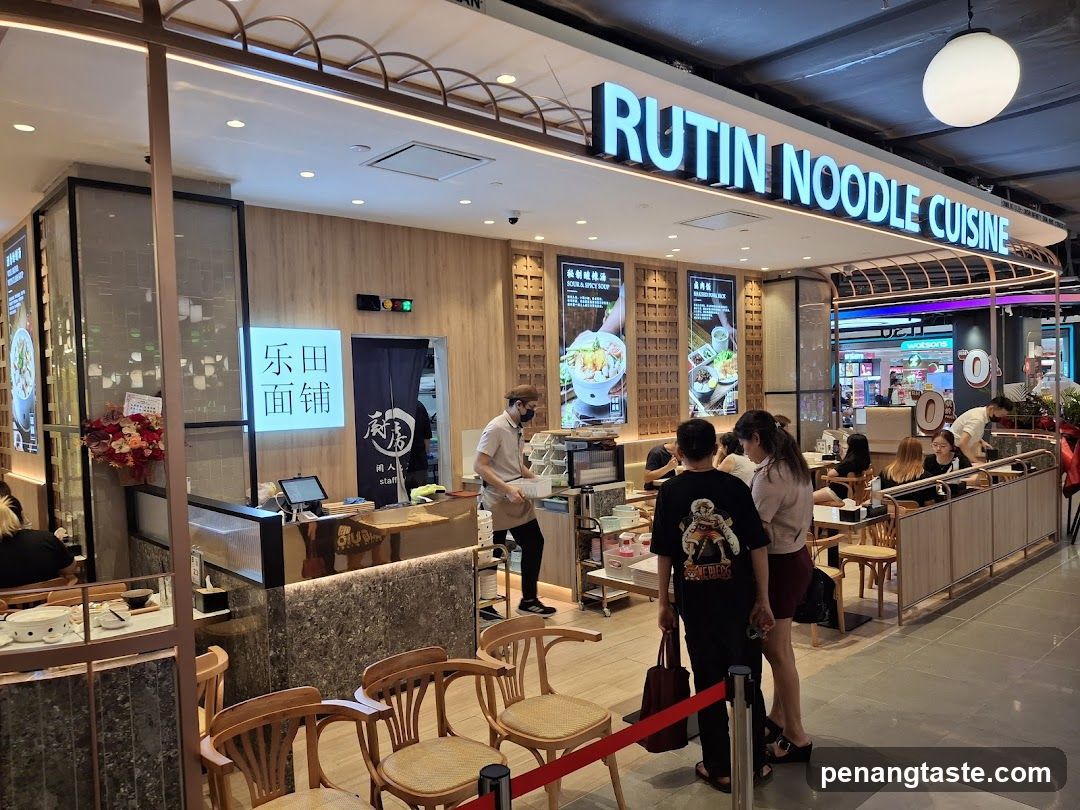 Rutin Noodle Cuisine Interior View