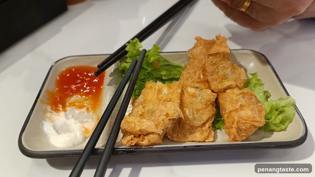 Fried Food with Dipping Sauce