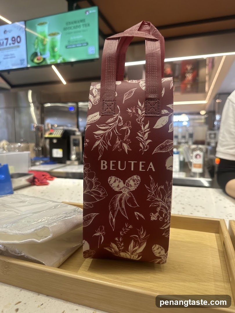 Beutea Drink Bag on Counter