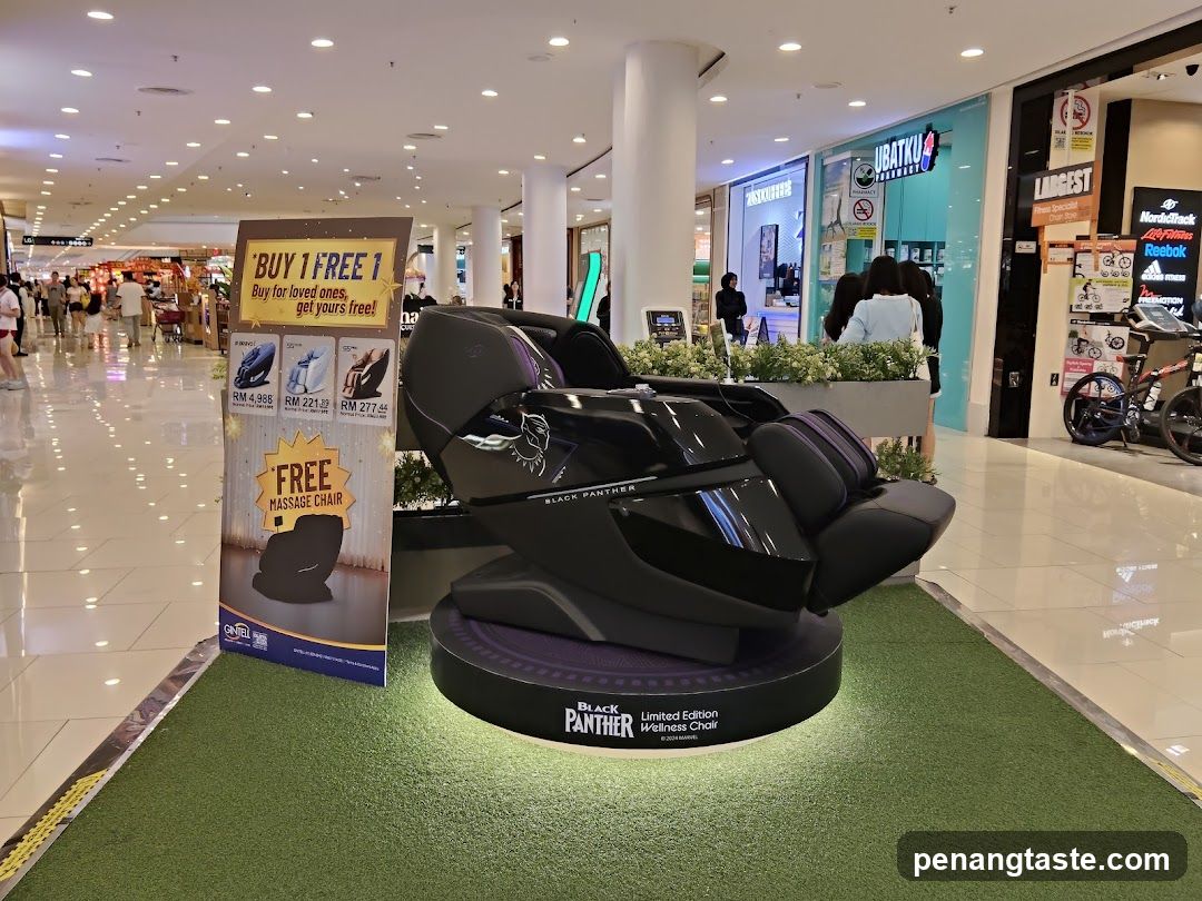 Black Panther Massage Chair Display