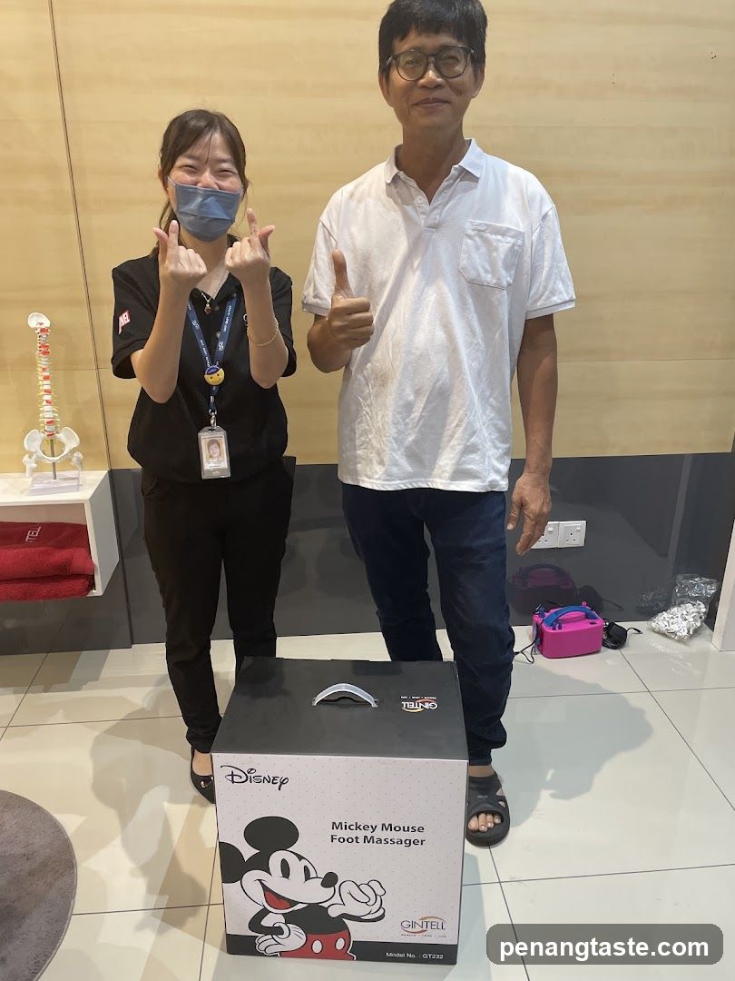 Mickey Mouse Foot Massager Unboxing