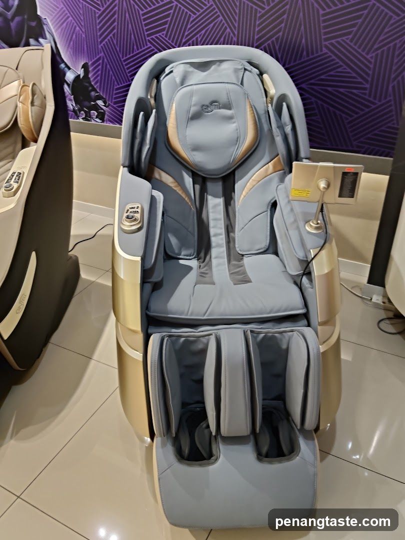 Massage Chair Display