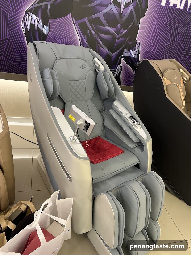 Massage Chair Display