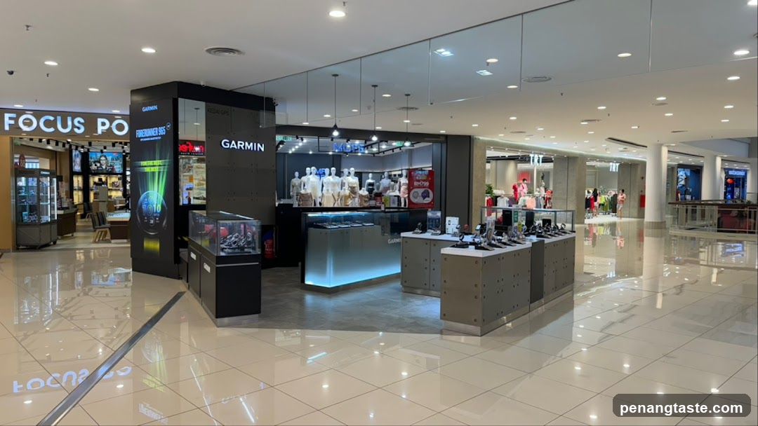 Garmin Store in Mall