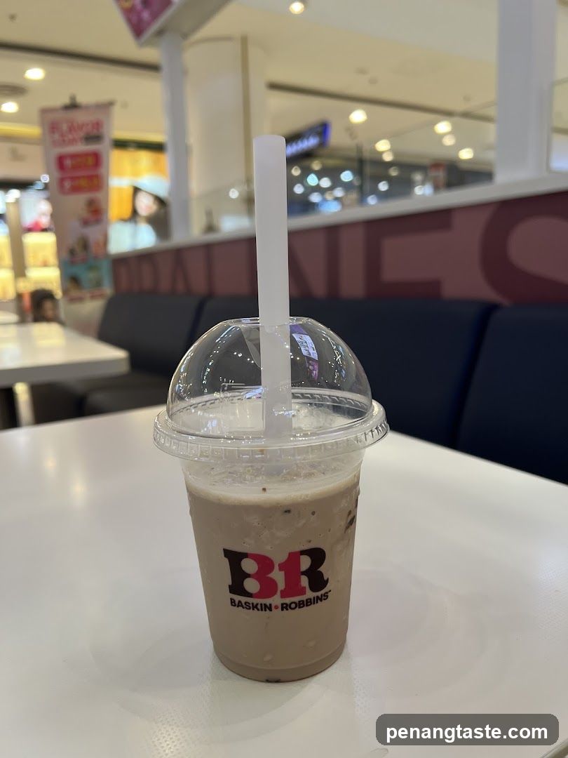 Baskin Robbins Drink in Mall Food Court
