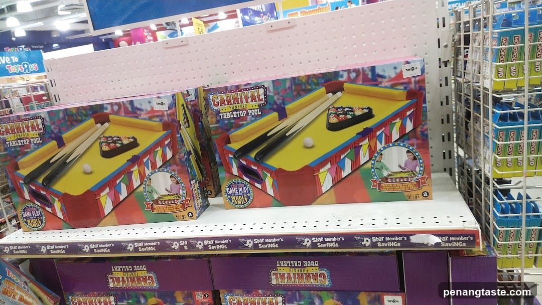 Carnival Tabletop Pool Toy Display
