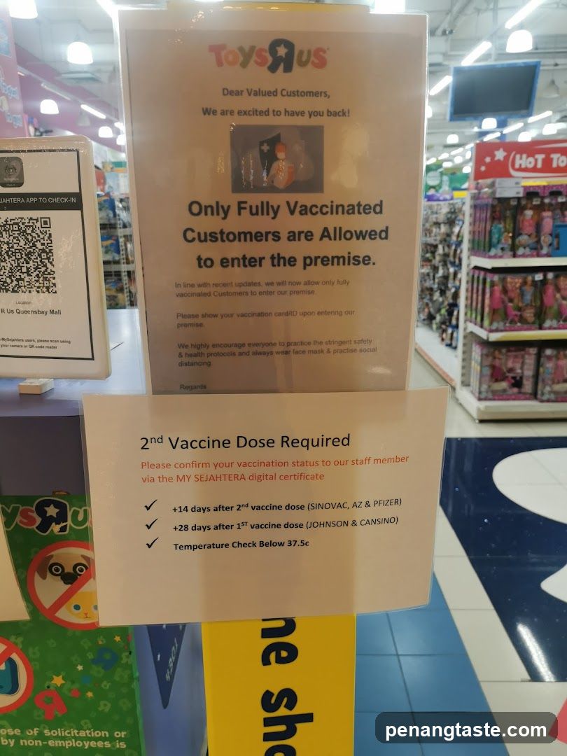 Vaccination Notice at Toys R Us