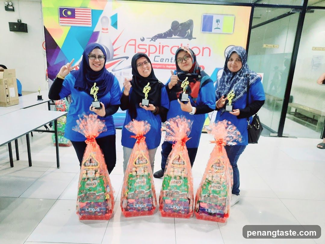 Group with Trophies and Gift Hampers