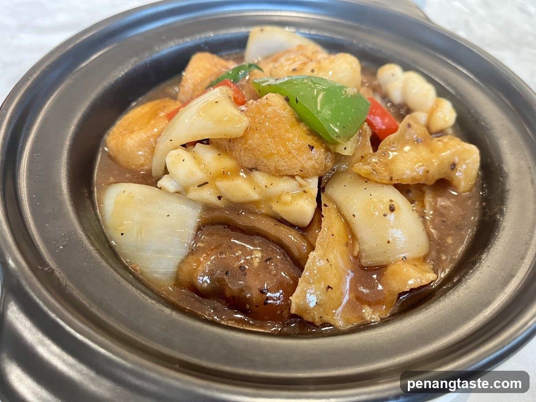 Sautéed Seafood and Vegetables in Clay Pot