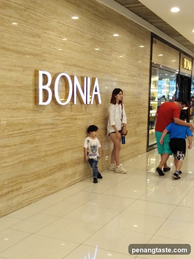 BONIA