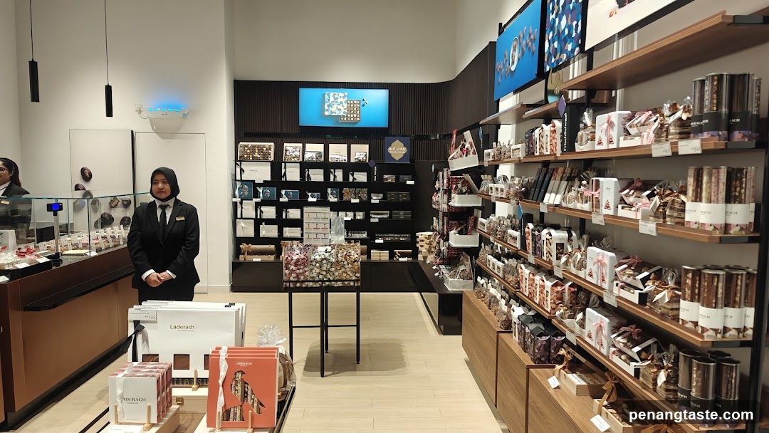 Läderach Store Interior
