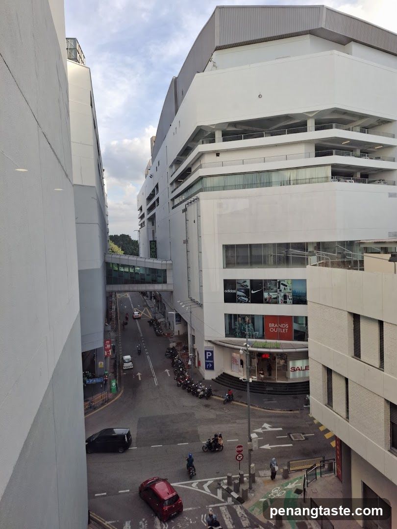 Shopping Center Exterior View
