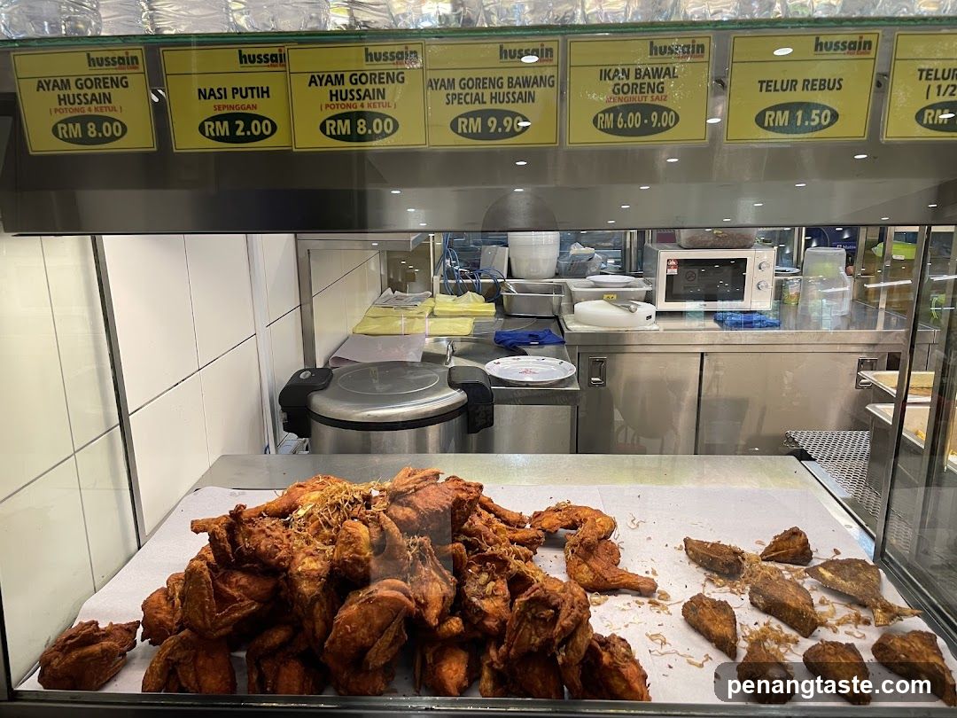 Hussain Fried Chicken Display