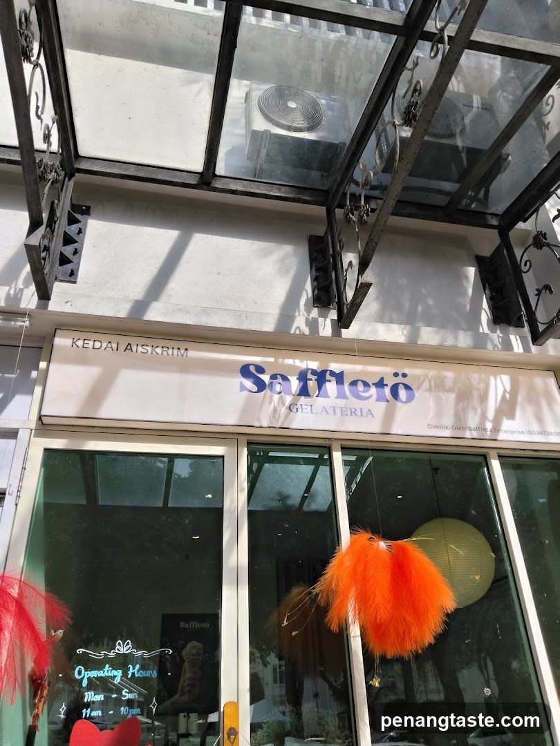 Saffletö Gelateria storefront